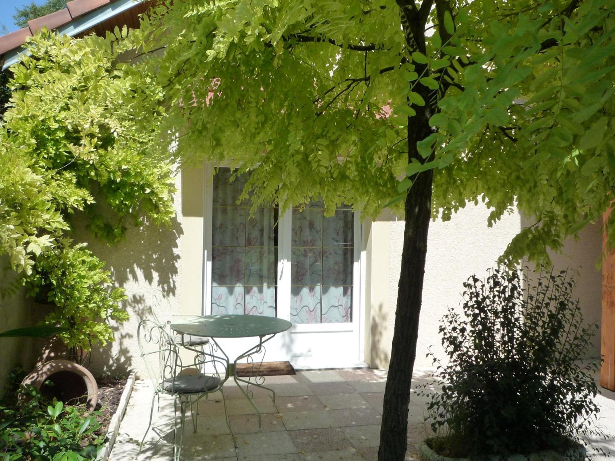 Le Verger Du Sausset Beaune  Exterior photo